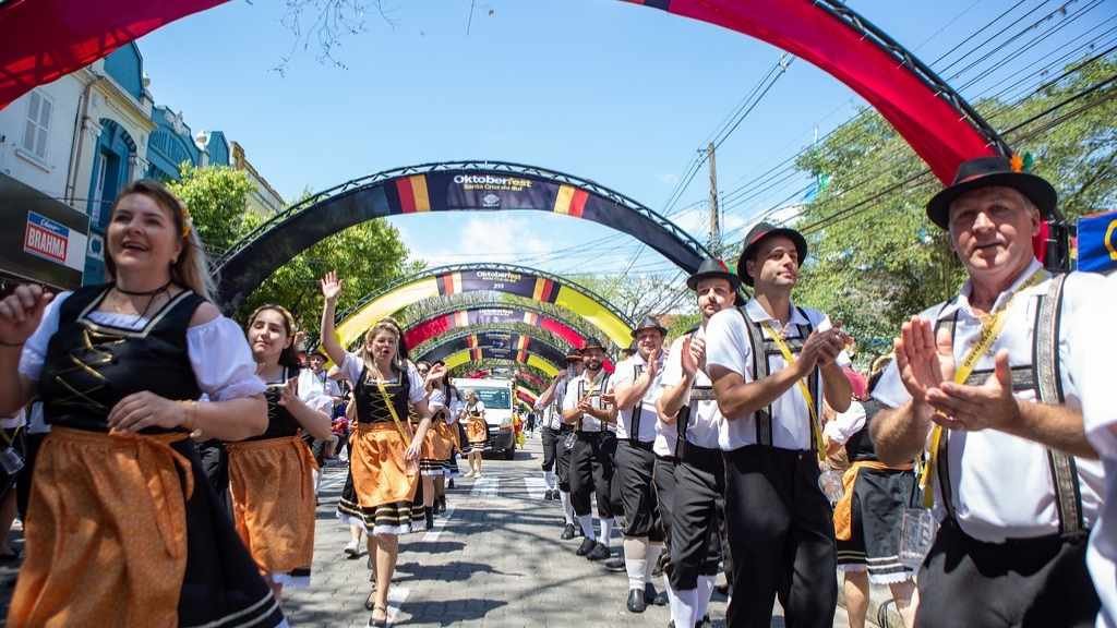 Oktoberfest: tradição, cerveja e alegria em uma celebração única e cheia de histórias!